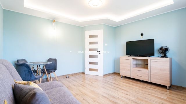 Mieszkanie 2-pokojowe Kraków Czyżyny, ul. Centralna. Zdjęcie 4