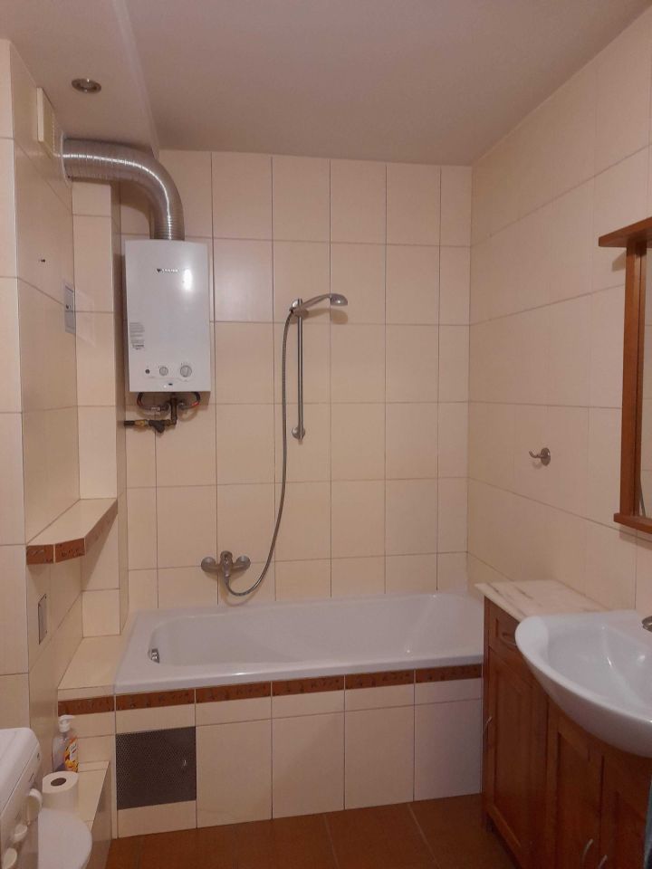 Mieszkanie 2-pokojowe Tychy, ul. Żwakowska. Zdjęcie 4