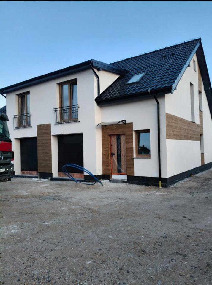 bliźniak, 4 pokoje Lasowice. Zdjęcie 5