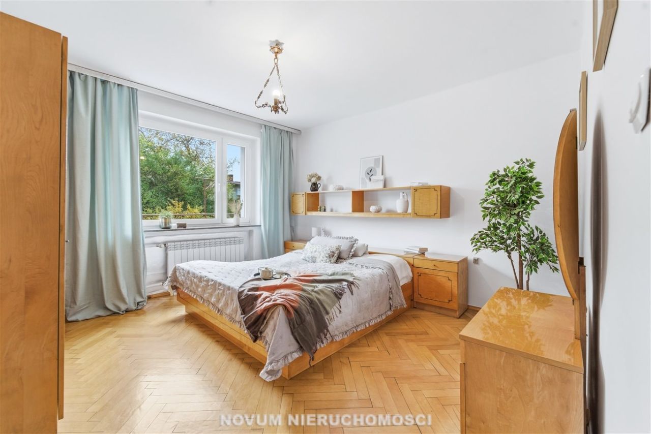 dom wolnostojący, 12 pokoi Tarnowskie Góry Centrum. Zdjęcie 12