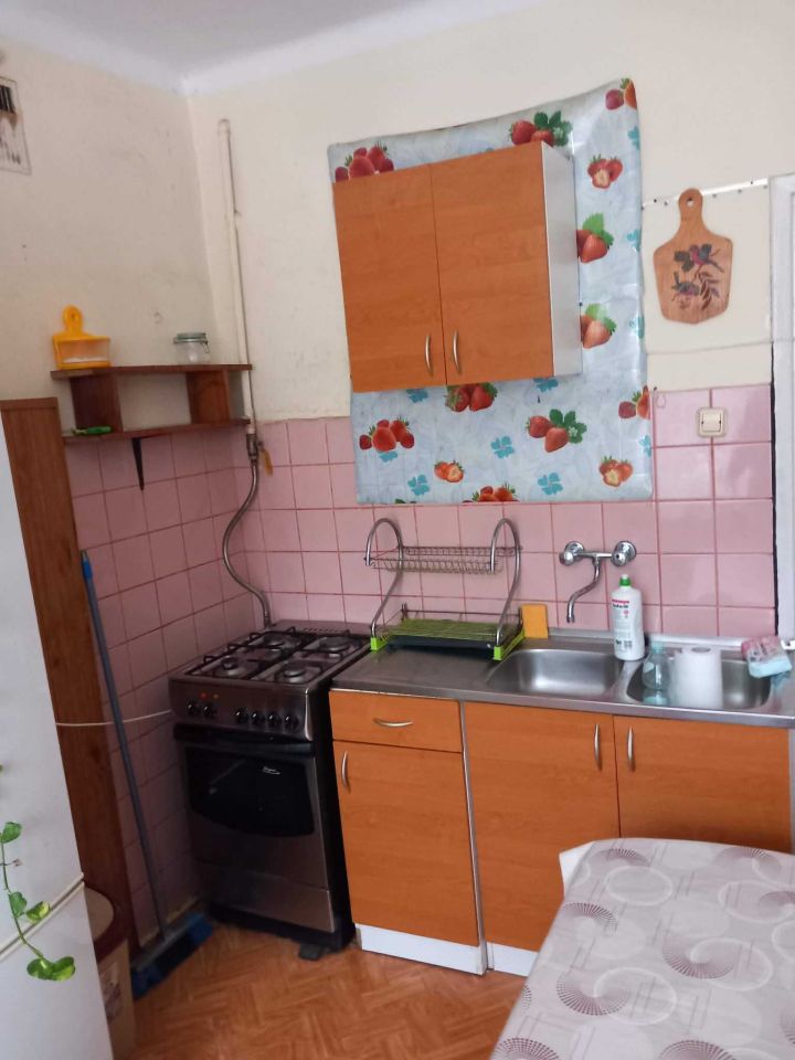 Mieszkanie 1-pokojowe Ostrowiec Świętokrzyski, ul. Henryka Sienkiewicza. Zdjęcie 2