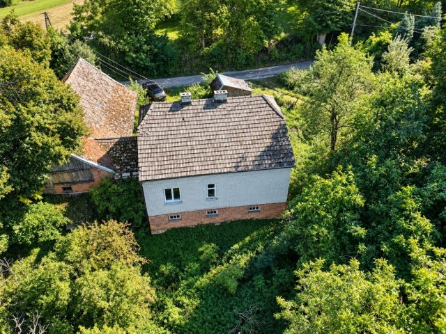 dom wolnostojący, 5 pokoi Kosina. Zdjęcie 2