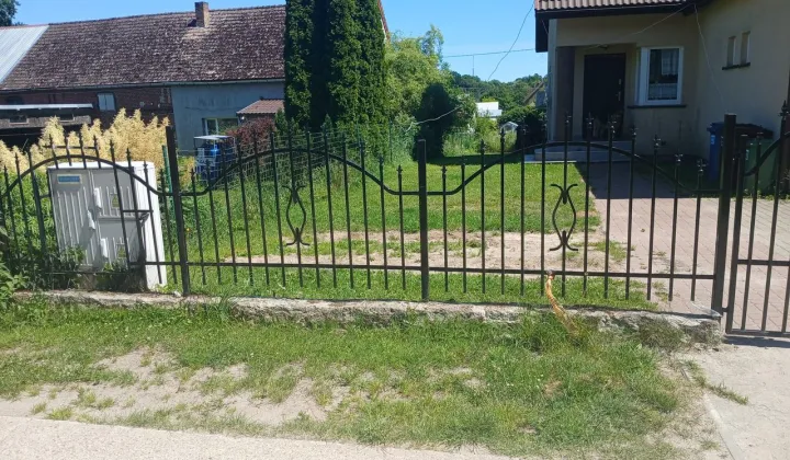 bliźniak, 4 pokoje Damno