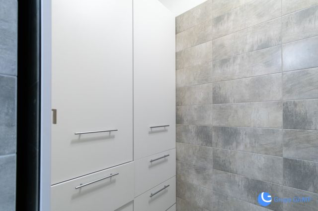 Mieszkanie 3-pokojowe Kraków Stare Miasto, ul. Józefa Sarego. Zdjęcie 13