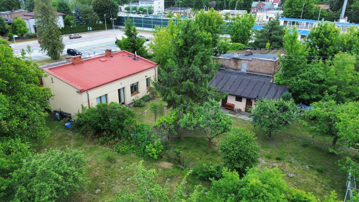 dom wolnostojący, 2 pokoje Chylice-Kolonia, ul. Pomorska. Zdjęcie 13