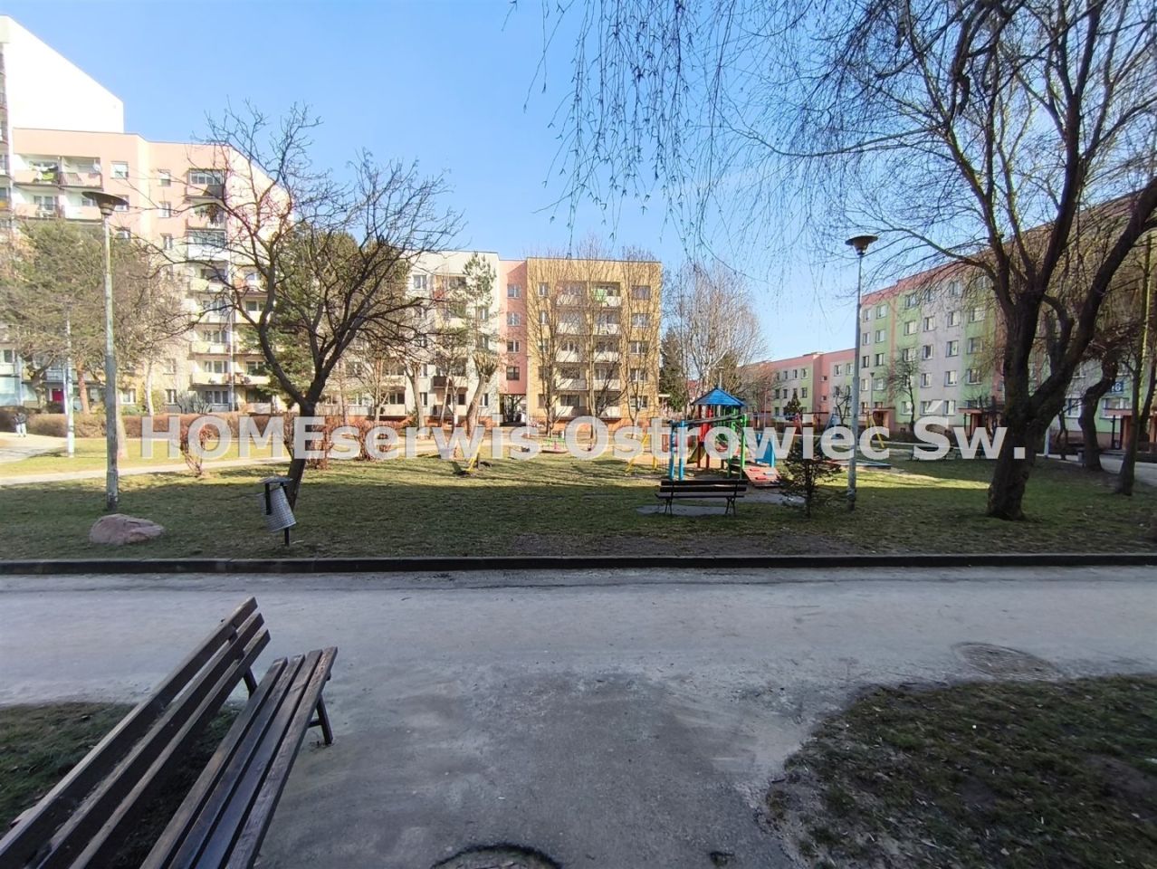 Mieszkanie 3-pokojowe Ostrowiec Świętokrzyski Rosochy. Zdjęcie 14