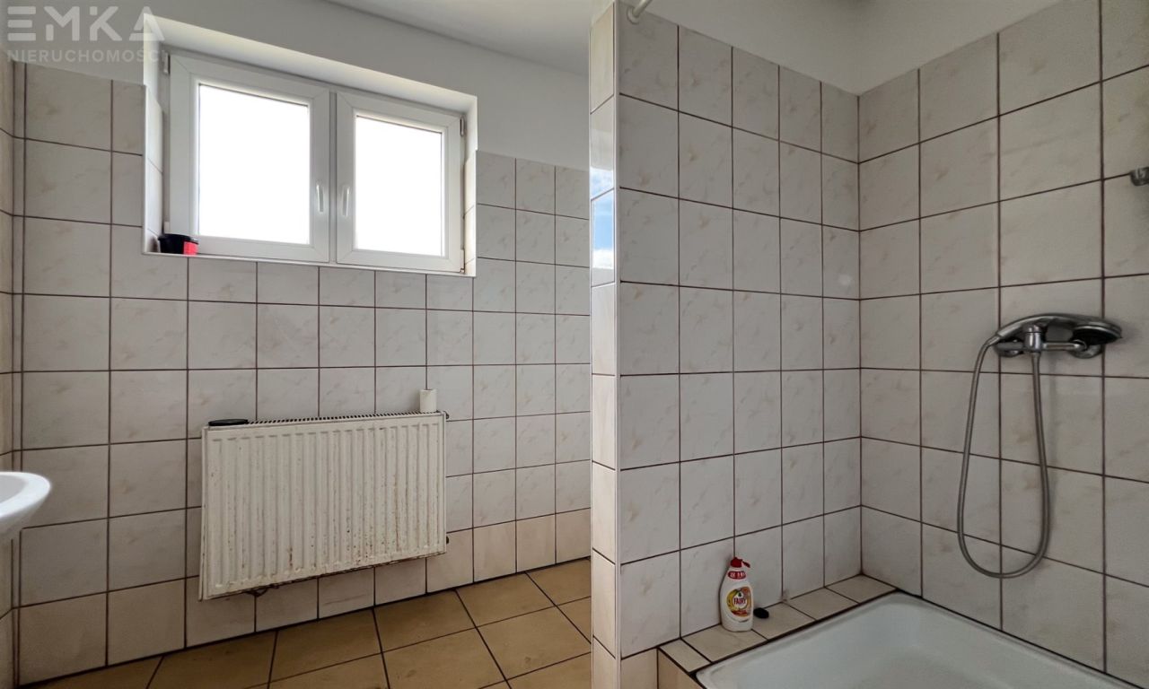 dom wolnostojący, 5 pokoi Łubianka, ul. bp. A. Szelążka. Zdjęcie 18