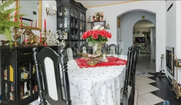 dom wolnostojący, 6 pokoi Jabłonna