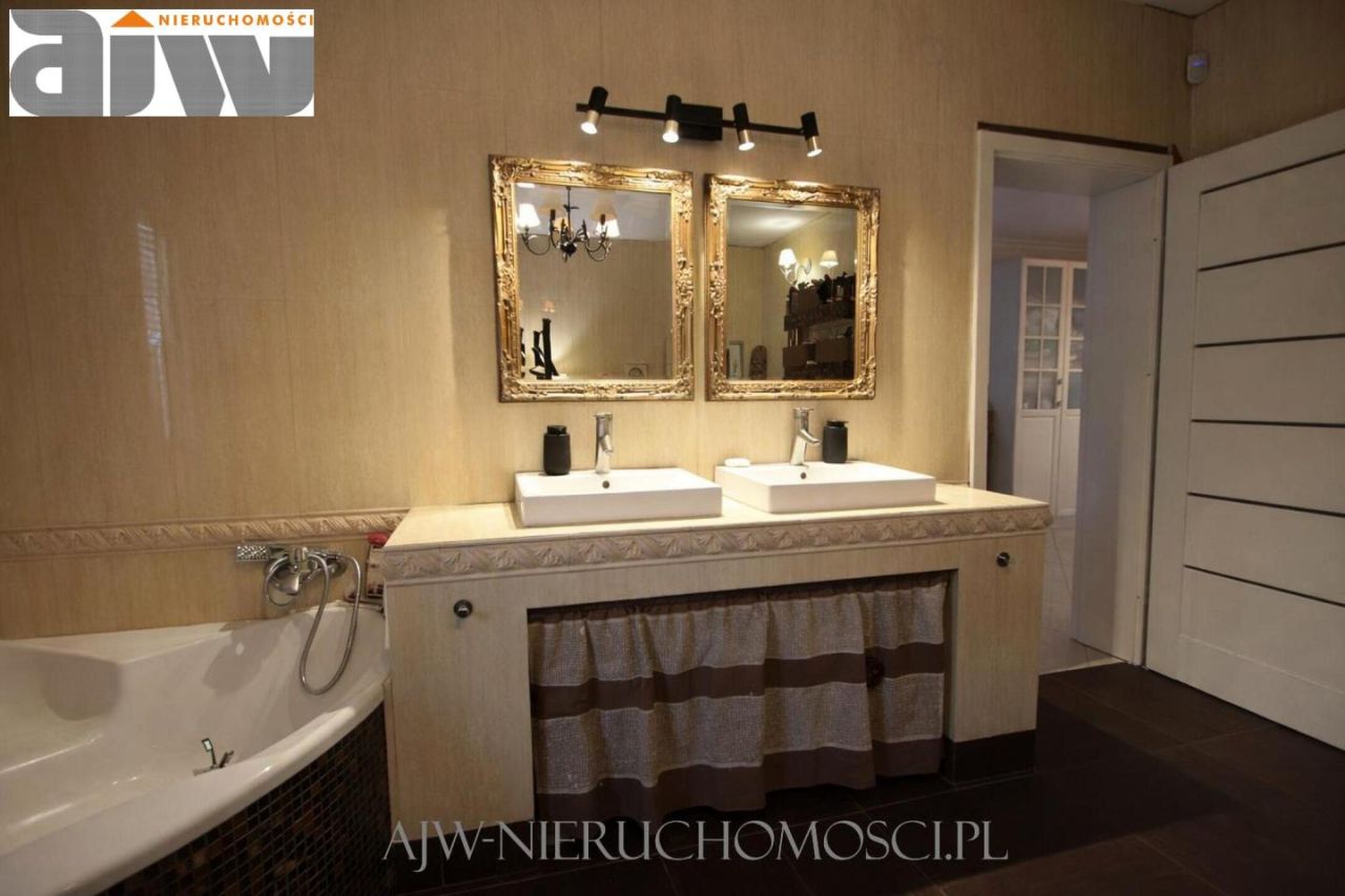 dom wolnostojący, 7 pokoi Wszebory. Zdjęcie 13