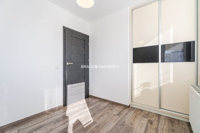 Mieszkanie 3-pokojowe Kraków Prądnik Biały, al. 29 Listopada. Zdjęcie 13