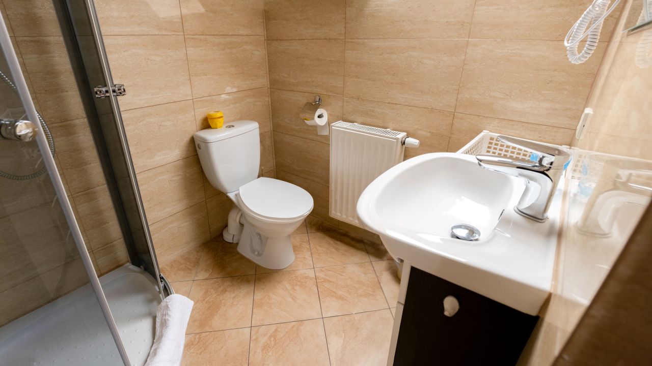 Hotel/pensjonat Łęknica, ul. Wybrzeżna. Zdjęcie 7