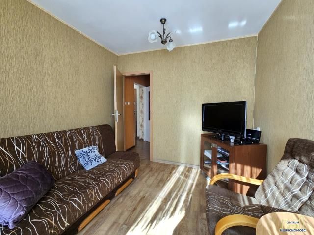Mieszkanie 3-pokojowe Belęcin. Zdjęcie 3