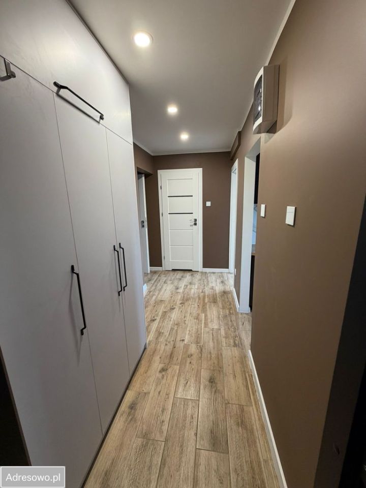 Mieszkanie 3-pokojowe Dobrzyniówka. Zdjęcie 8