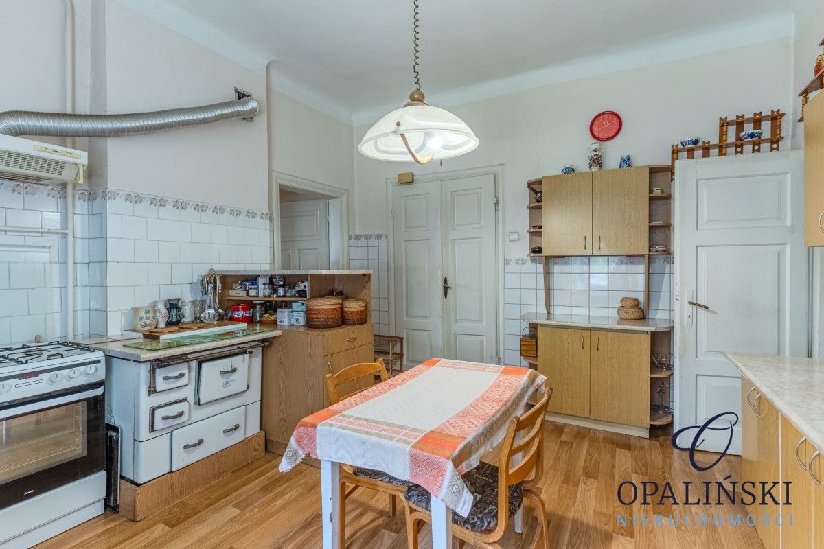 dom wolnostojący, 8 pokoi Opatów, ul. Adama Mickiewicza. Zdjęcie 11