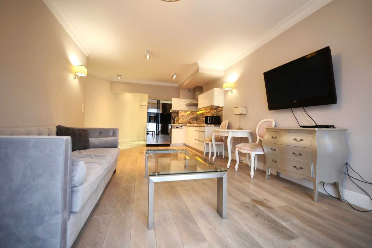 Mieszkanie 2-pokojowe Kraków Stare Miasto, ul. Szlak. Zdjęcie 4