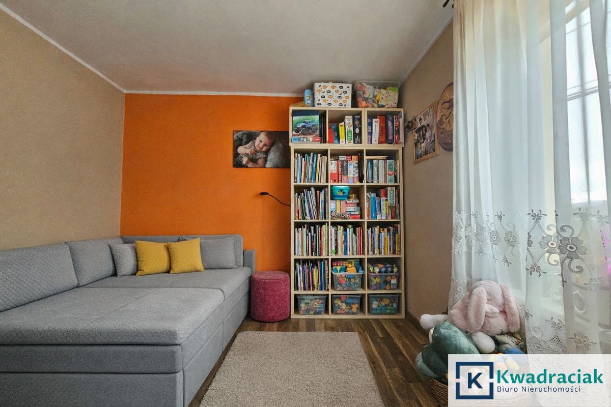 dom wolnostojący, 8 pokoi Ustrzyki Dolne, ul. Lotników. Zdjęcie 5