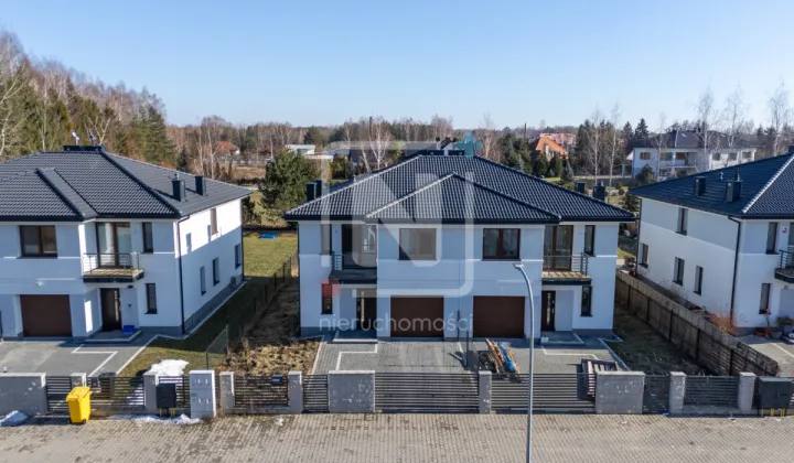 bliźniak, 5 pokoi Łazy