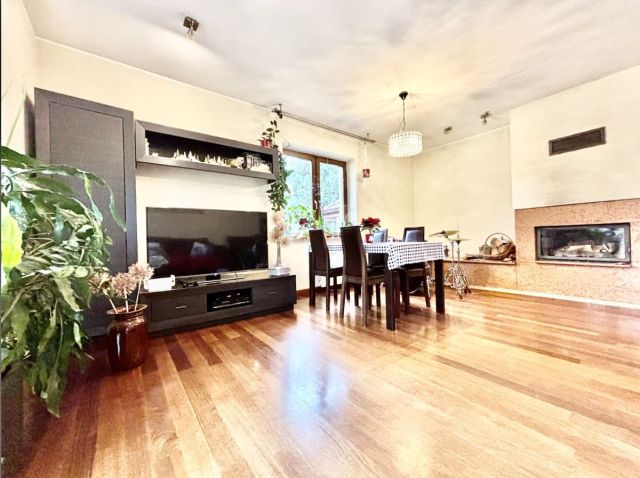 dom wolnostojący, 5 pokoi Jadwisin, ul. Królewska. Zdjęcie 4