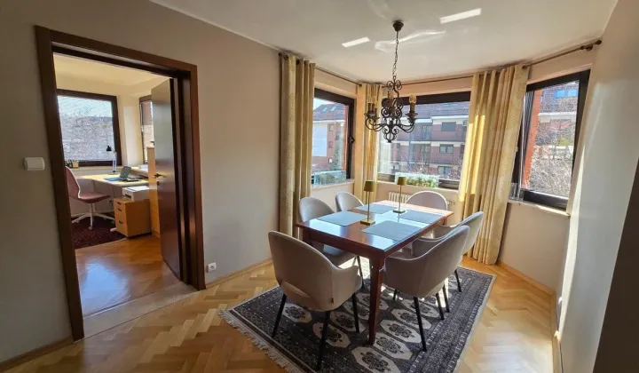 Mieszkanie 5-pokojowe Katowice Wełnowiec, ul. Stanisława Rożanowicza