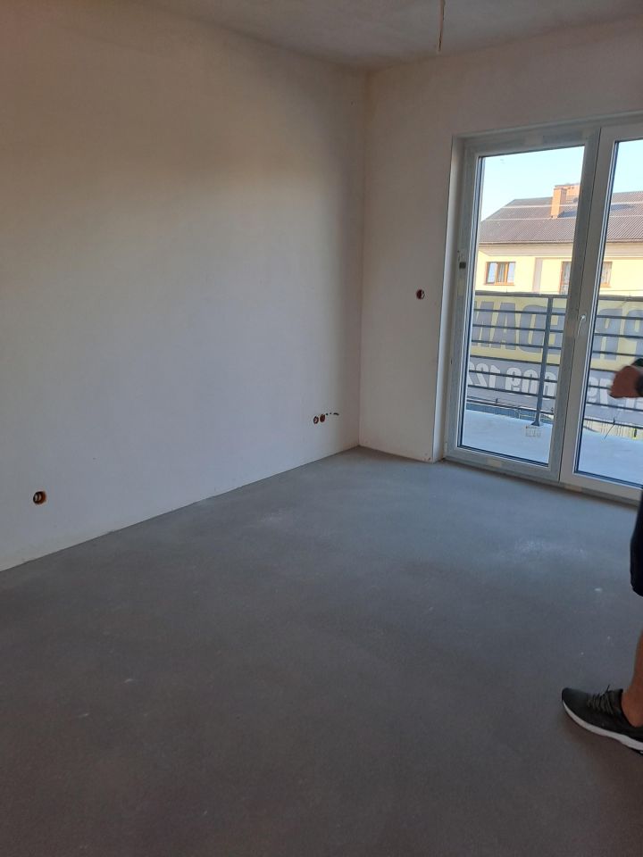 Mieszkanie 3-pokojowe Ładna. Zdjęcie 6