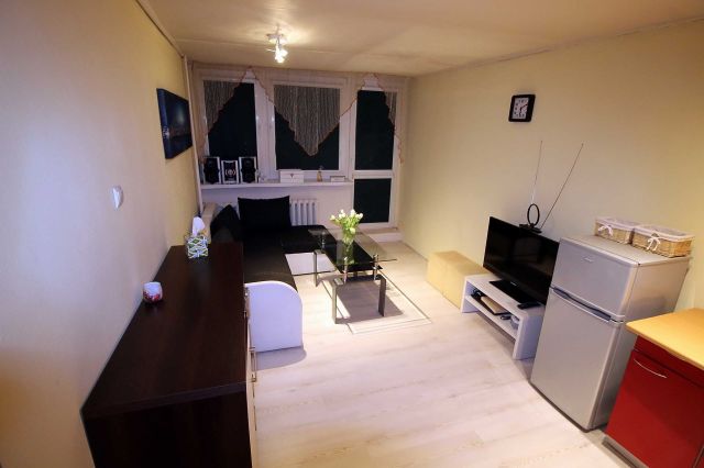 Mieszkanie 1-pokojowe Katowice os. Tysiąclecia, ul. Tysiąclecia. Zdjęcie 1