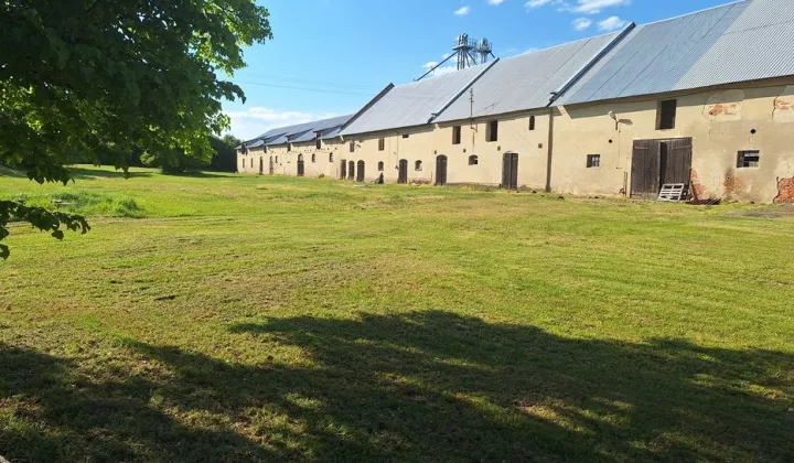 Działka inwestycyjna Starościn