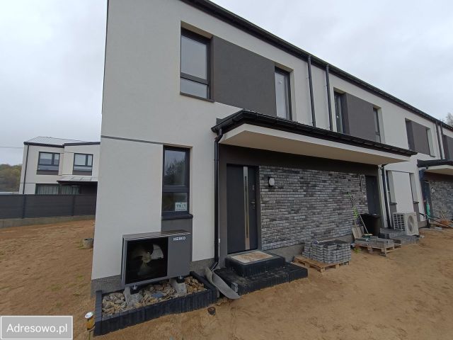 bliźniak, 4 pokoje Sowlany. Zdjęcie 1