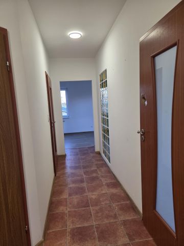 Mieszkanie 2-pokojowe Tomaszów Mazowiecki, ul. Zgorzelicka. Zdjęcie 1