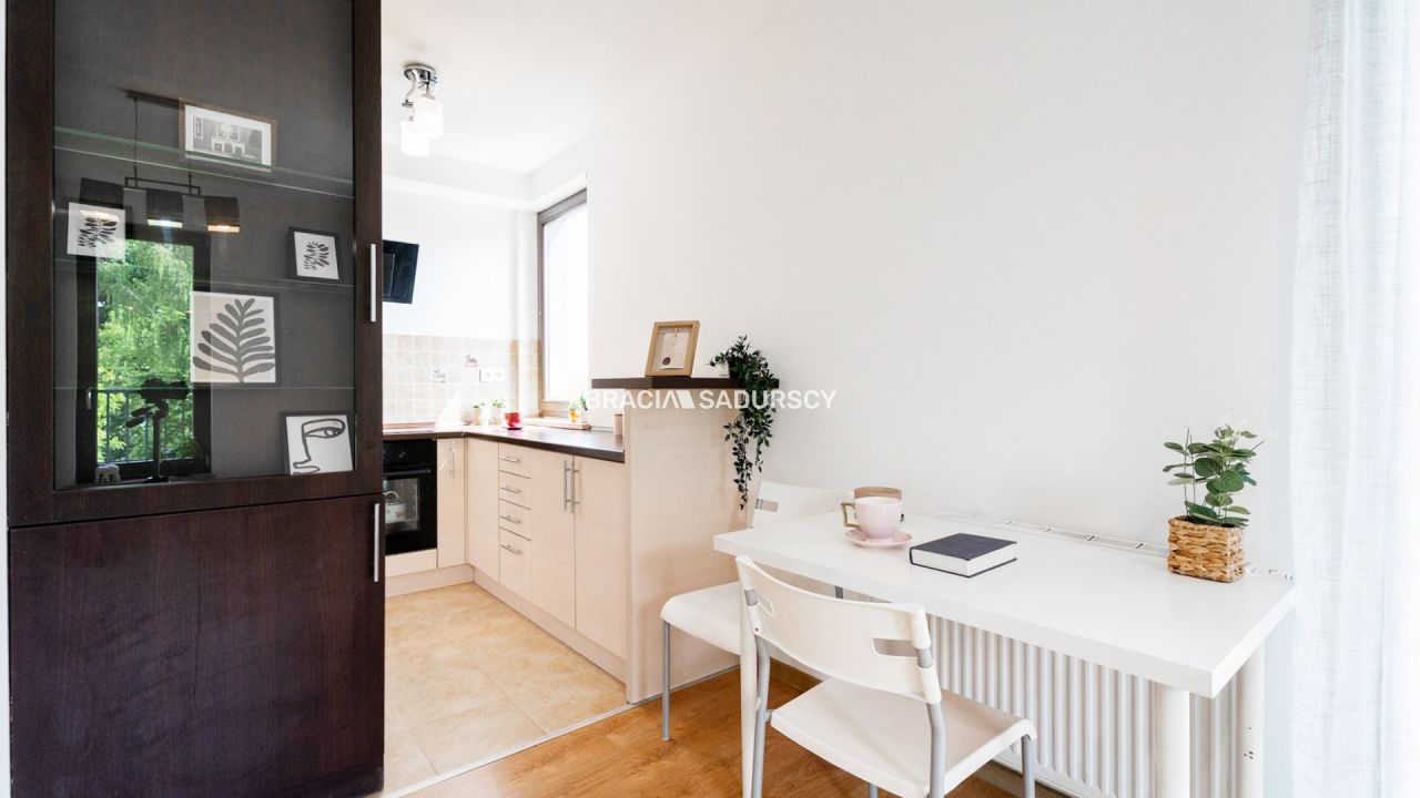 Mieszkanie 3-pokojowe Kraków Bieżanów, ul. Mała Góra. Zdjęcie 3