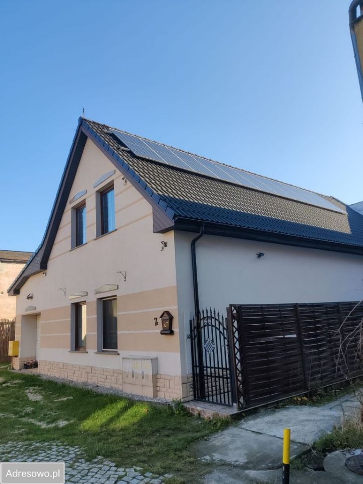 dom wolnostojący, 4 pokoje Dzierżoniów, ul. 11 Listopada