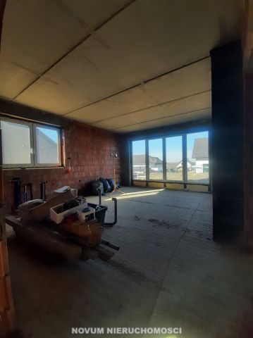 bliźniak, 5 pokoi Świerklaniec. Zdjęcie 3