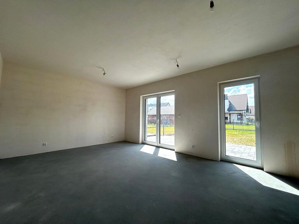 bliźniak, 5 pokoi Jasionka. Zdjęcie 4
