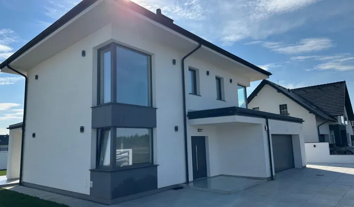 dom wolnostojący, 4 pokoje Żerniki Wrocławskie, ul. Lawendowa