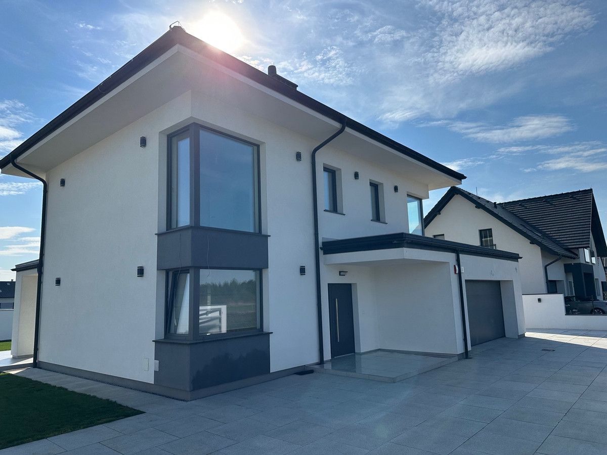 dom wolnostojący, 4 pokoje Żerniki Wrocławskie, ul. Lawendowa. Zdjęcie 1