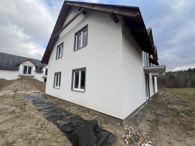 bliźniak, 6 pokoi Gołubie, ul. Pogodna. Zdjęcie 1