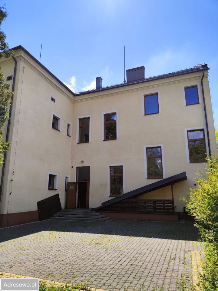 Lokal Strumień, ul. 1 Maja. Zdjęcie 4