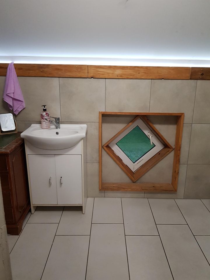 dom wolnostojący, 7 pokoi Chocieszów. Zdjęcie 18