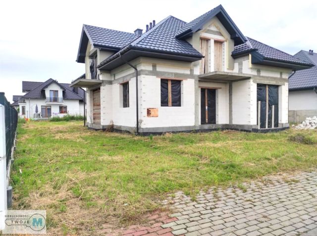 dom wolnostojący, 6 pokoi Chmielnik. Zdjęcie 3