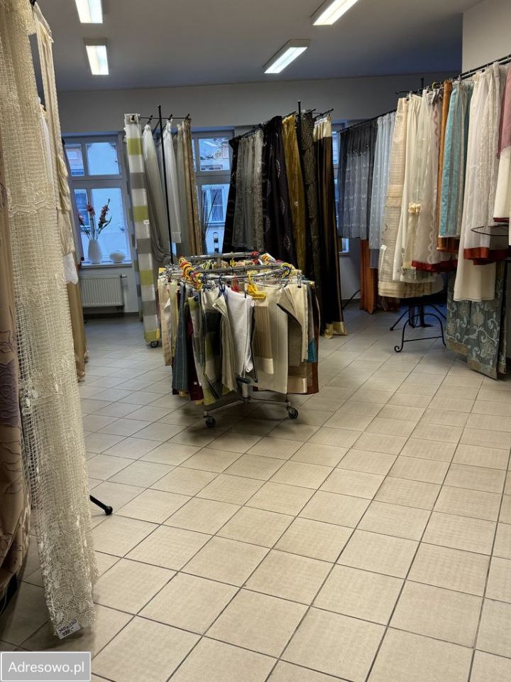 kamienica, 7 pokoi Jelenia Góra Centrum, ul. Marii Konopnickiej. Zdjęcie 13