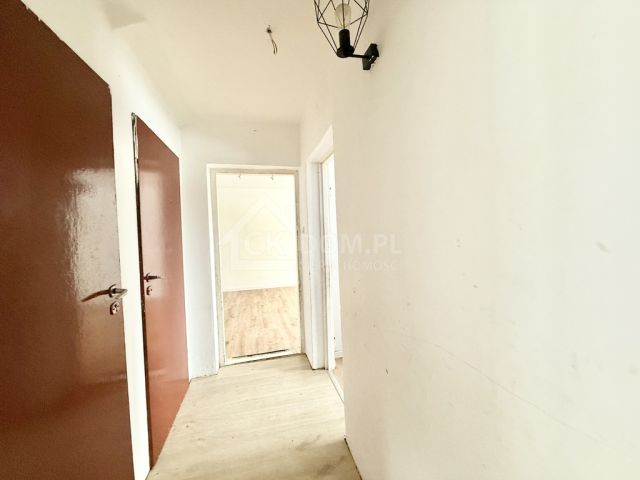 dom wolnostojący, 7 pokoi Lesica Bławatków. Zdjęcie 7