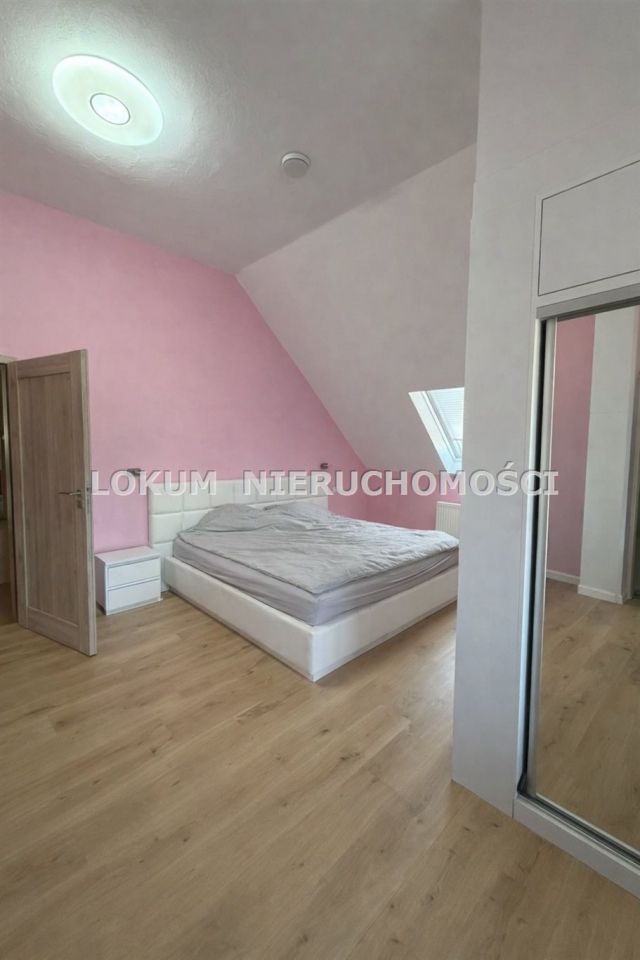 dom wolnostojący, 5 pokoi Pniówek, ul. Krucza. Zdjęcie 13