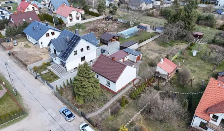 dom wolnostojący, 2 pokoje Kielce Biesaki