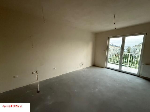 Mieszkanie 1-pokojowe Błonie. Zdjęcie 3