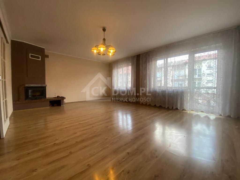 bliźniak, 5 pokoi Radom Idalin. Zdjęcie 3