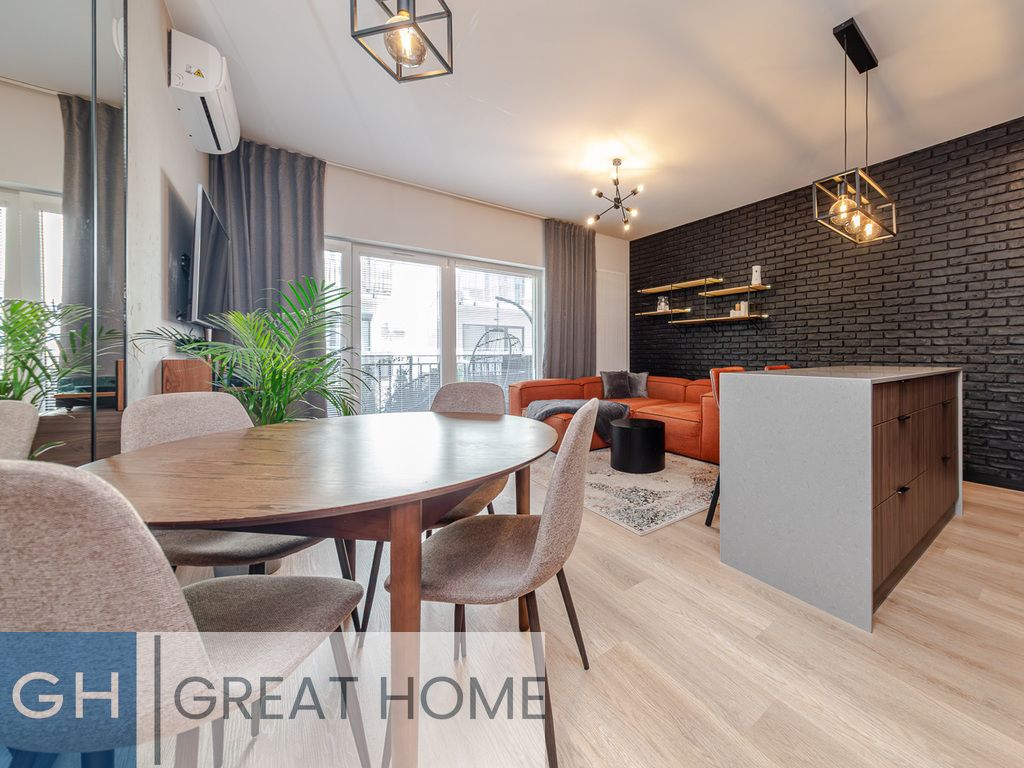 Mieszkanie 3-pokojowe Marki, ul. Wesoła. Zdjęcie 2