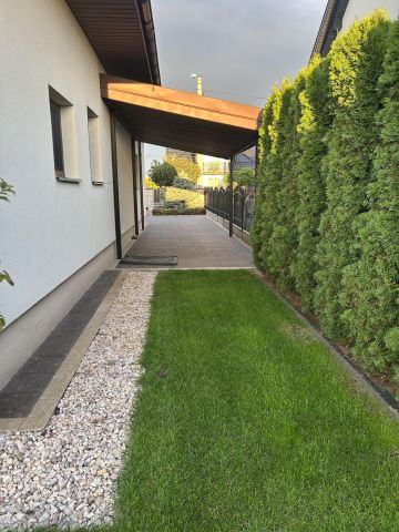 dom wolnostojący, 4 pokoje Janów, ul. Szafirowa. Zdjęcie 5