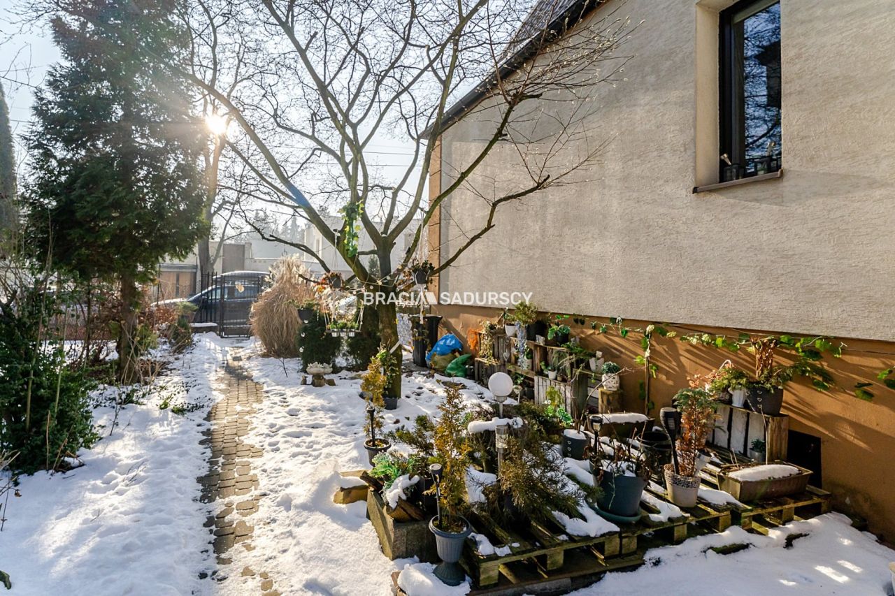 dom wolnostojący, 6 pokoi Kraków Grzegórzki, ul. gen. Józefa Sowińskiego. Zdjęcie 32