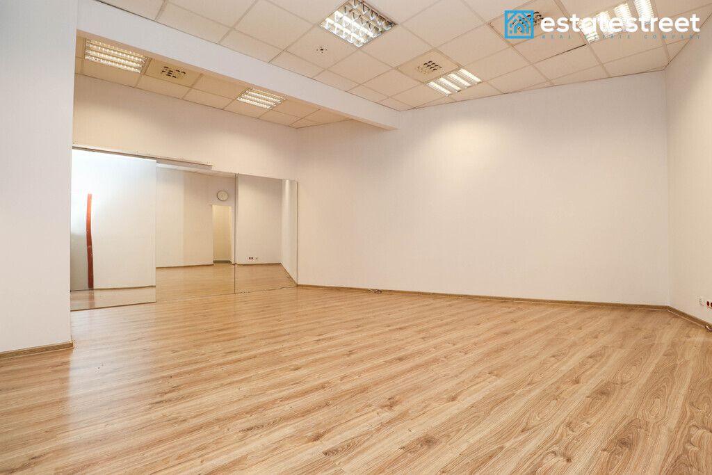 Biuro Kraków Podgórze, ul. Stanisława Smolki. Zdjęcie 3