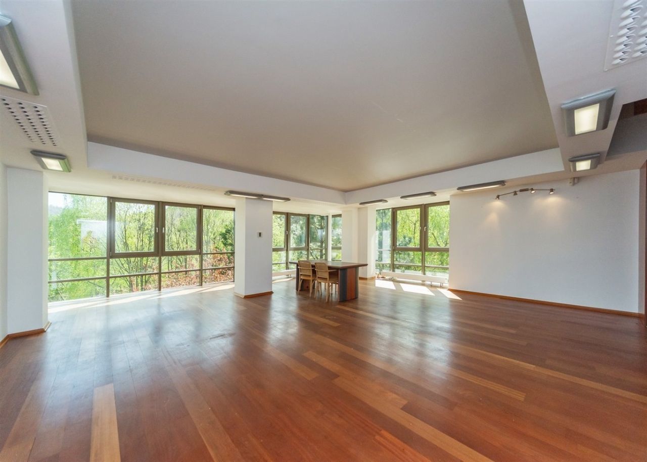 Biuro Bielsko-Biała Olszówka Górna, al. Armii Krajowej. Zdjęcie 8