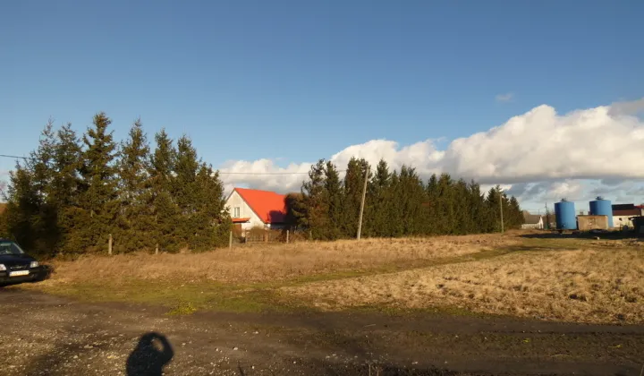 Działka inwestycyjna Komarowo